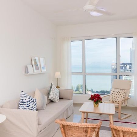 White Lagom Scandinavian House, By Sanguine Appartement Tanjung Tokong Buitenkant foto